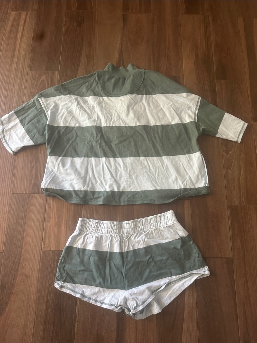 FP Movement
Retro Rugby Set Size - XL - Picture 5 of 5